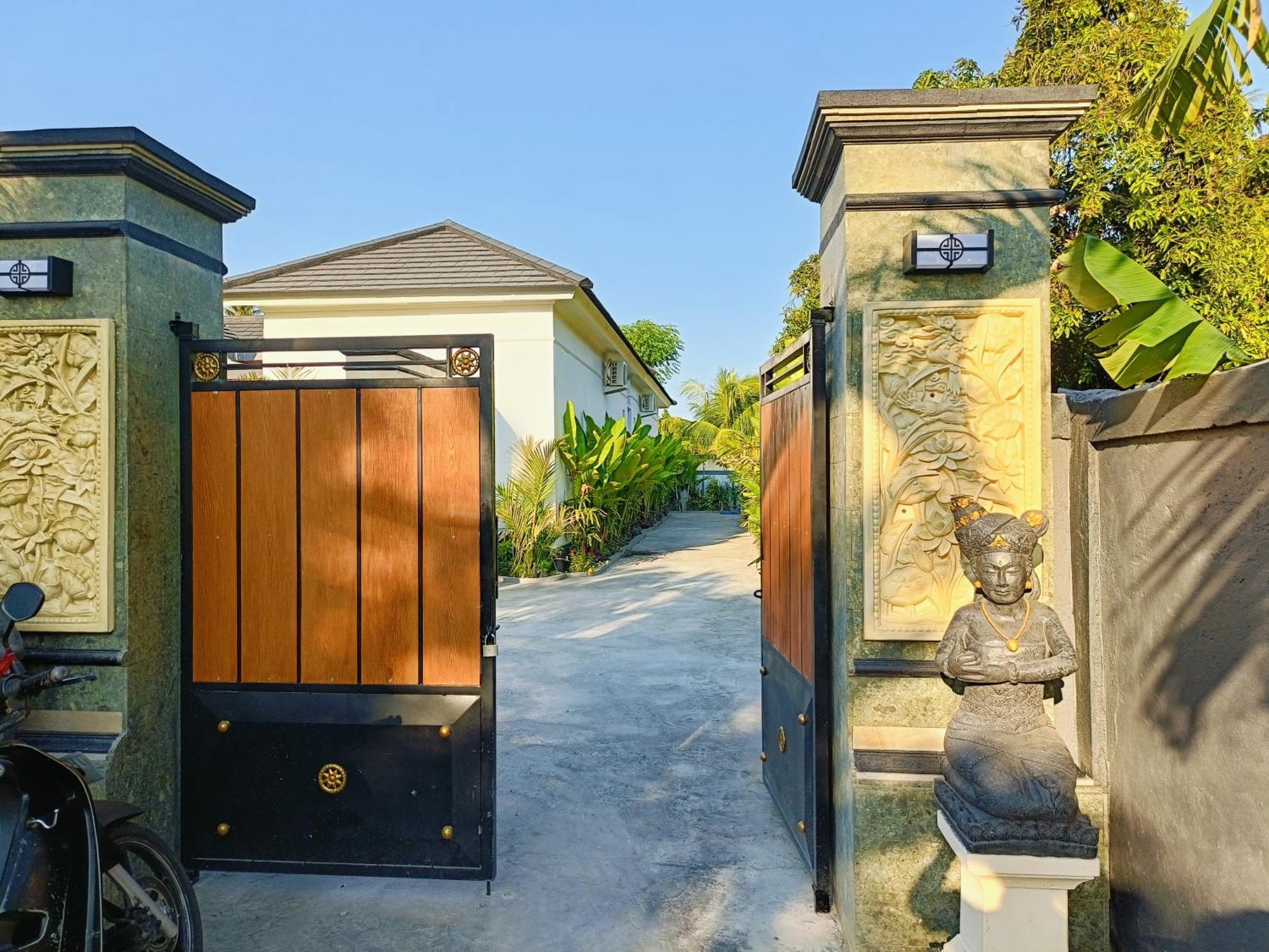 Luxury Private 2Bed Poolvilla In Lovina Twinflower Villa Exterior photo